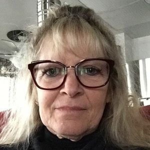 Meet your Posher, Cathy